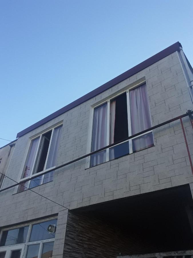 Guesthouse Qeti Batumi Exteriör bild